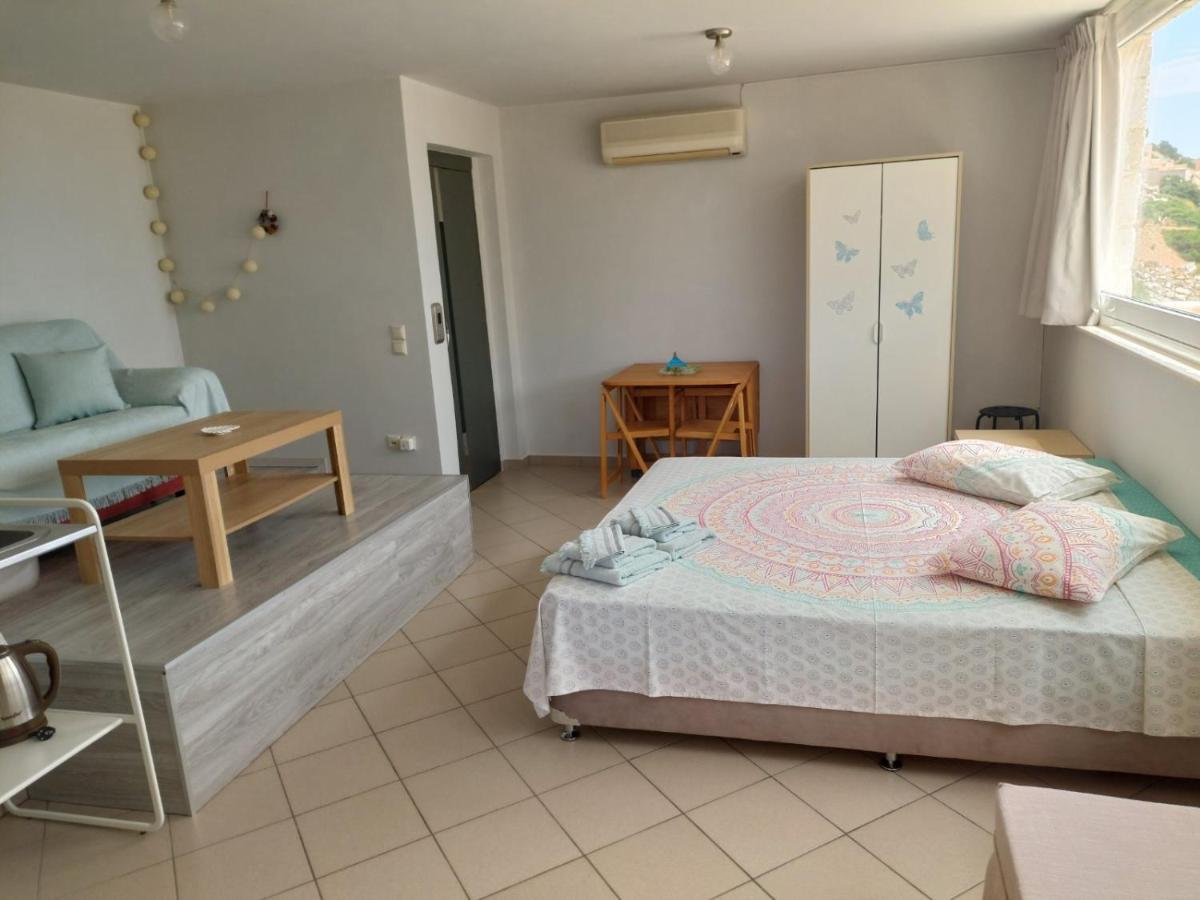 Viva B&B Анависсос Экстерьер фото